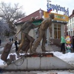 Памятник челнокам в Белгороде