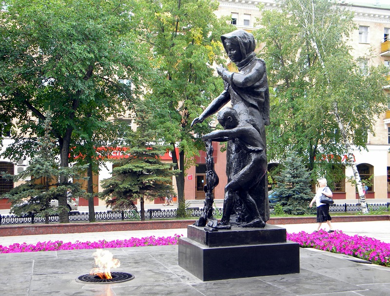 Монумент Вечный огонь в Белгороде